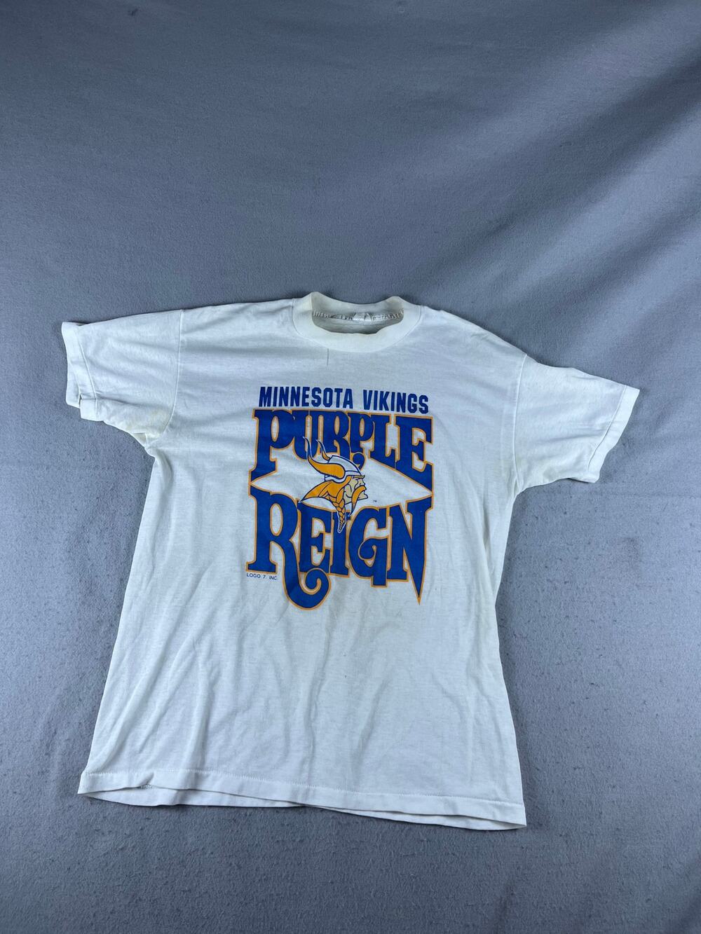 Vintage Minnesota Vikings T-Shirt Adult S White Logo 7 Purple Reign NFL Football